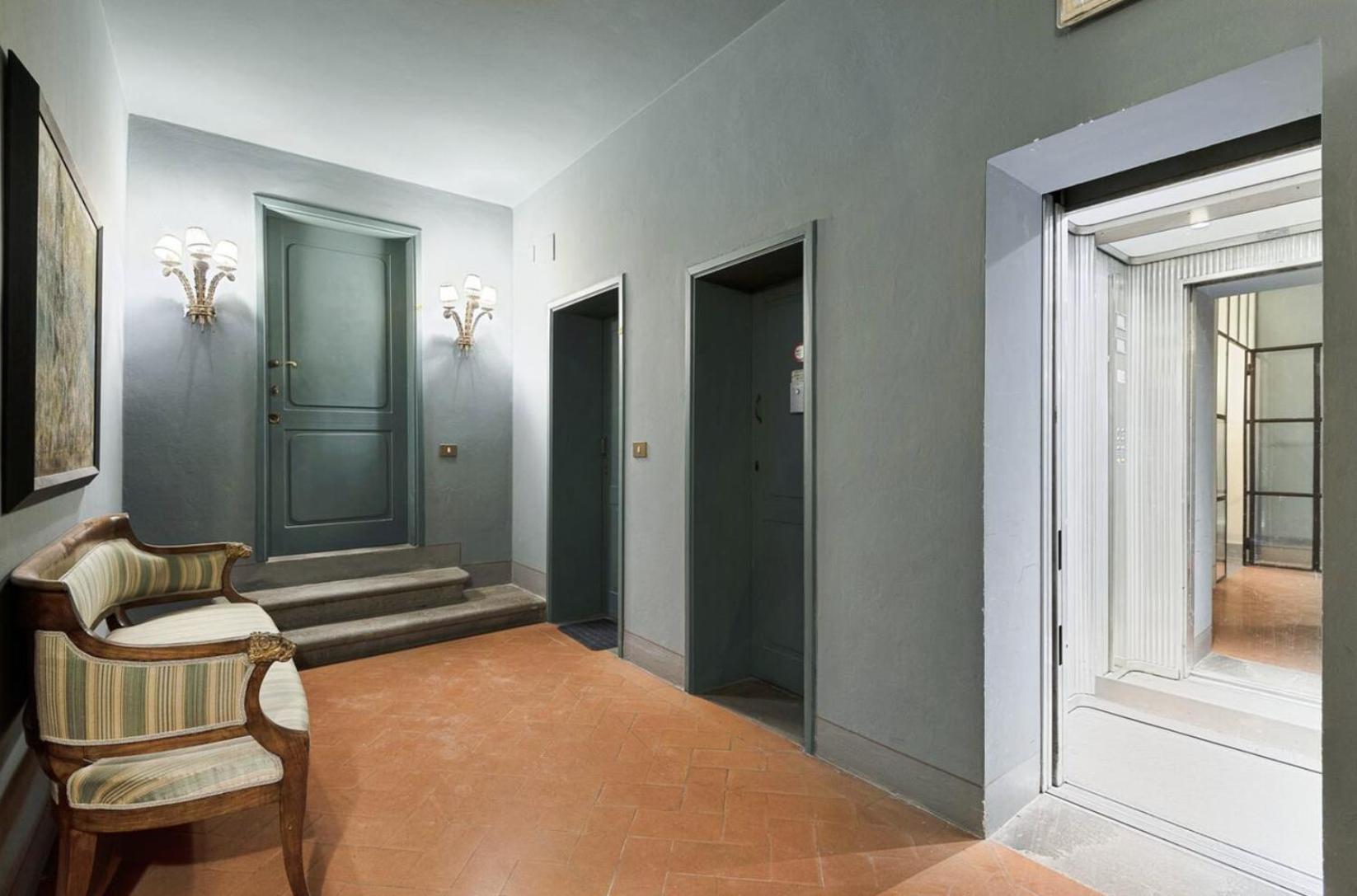 フィレンツェTornabuoni Livingアパートメント エクステリア 写真