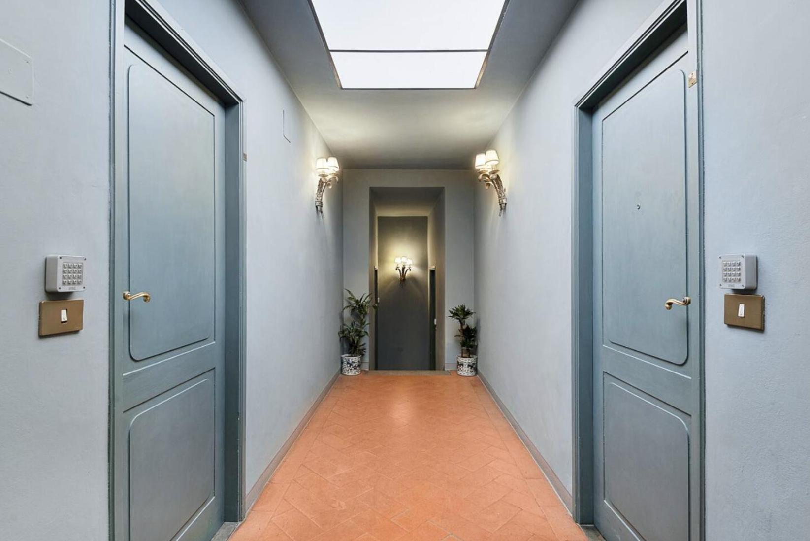 フィレンツェTornabuoni Livingアパートメント エクステリア 写真