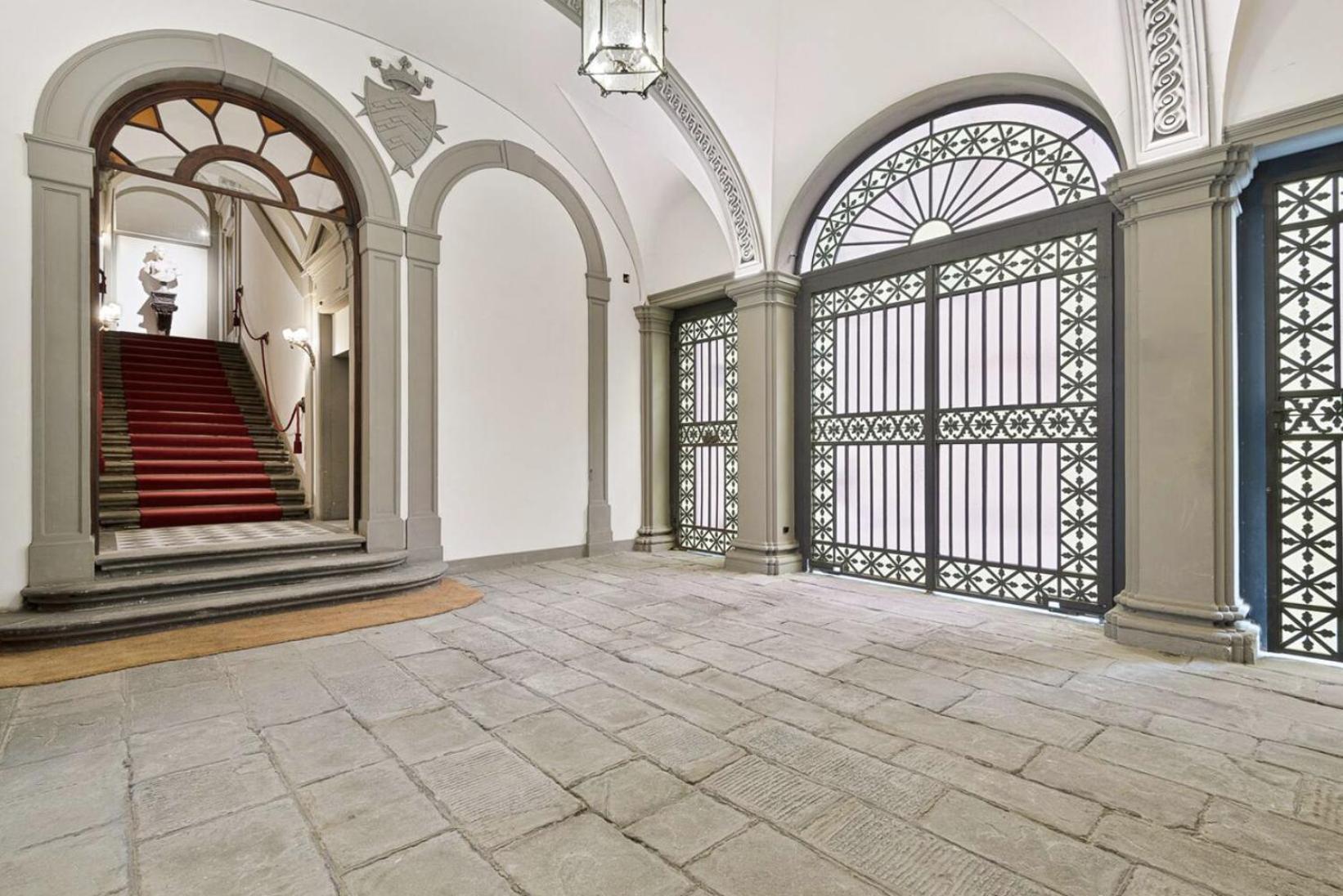 フィレンツェTornabuoni Livingアパートメント エクステリア 写真